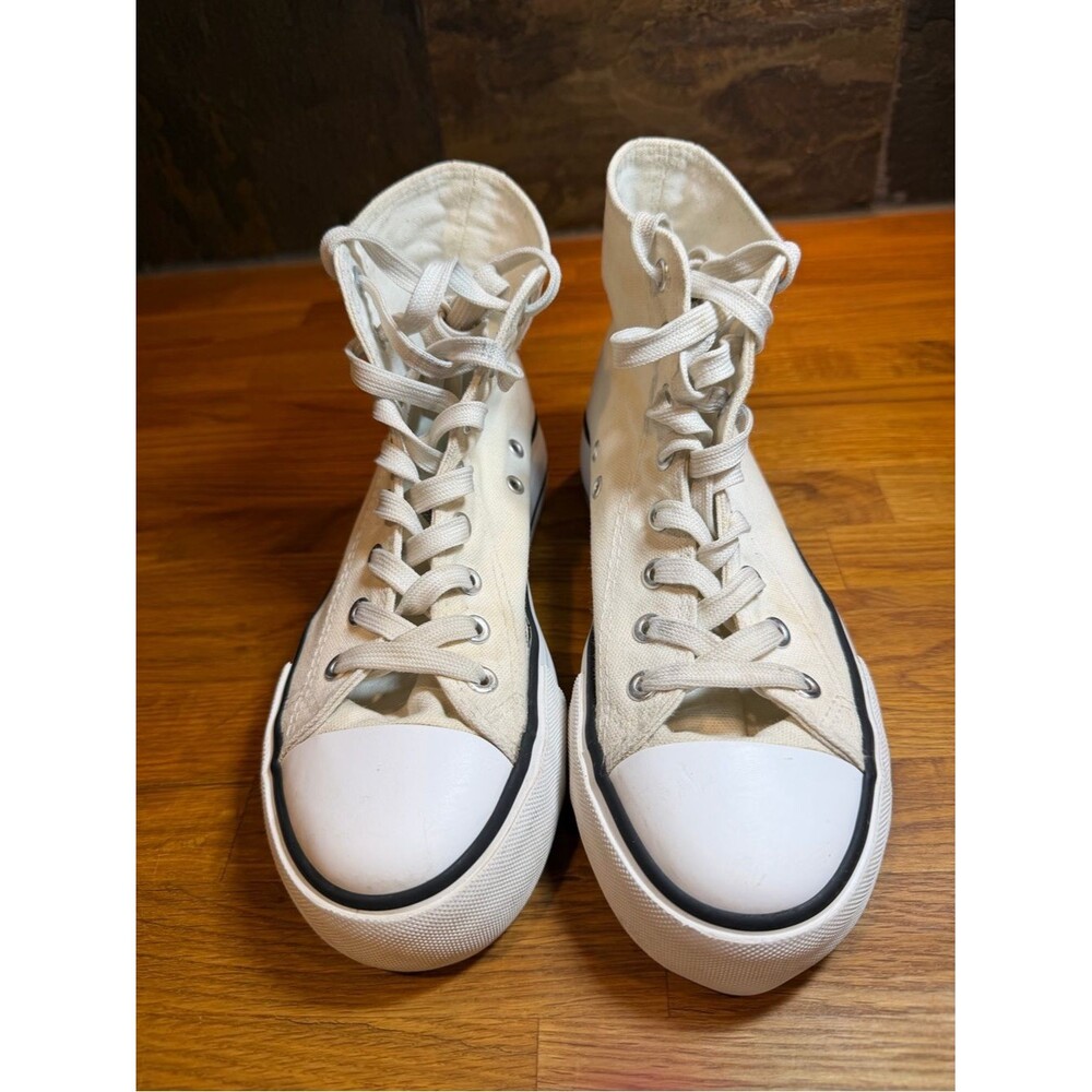 Classic High-Top Canvas Shoes in Off-White size 7